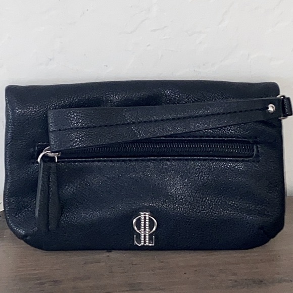 Jennifer Lopez Black Pebble Leather Wristlet EUC - Picture 12 of 13